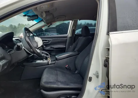 2017 Nissan Altima 2.5 from USA, damaged, VIN 1N4AL3AP5HC182139